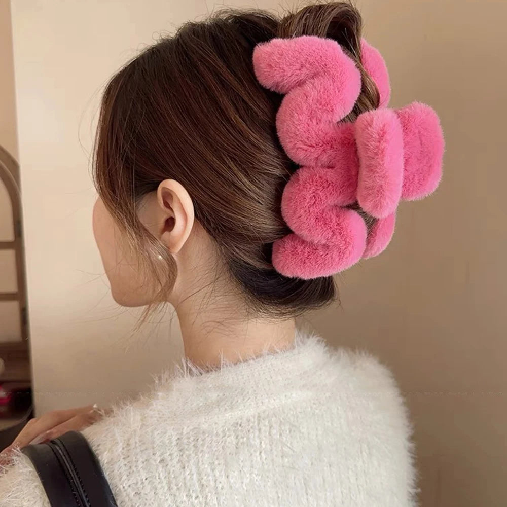 Women Claw Fashion Plush Crab Hair Clip